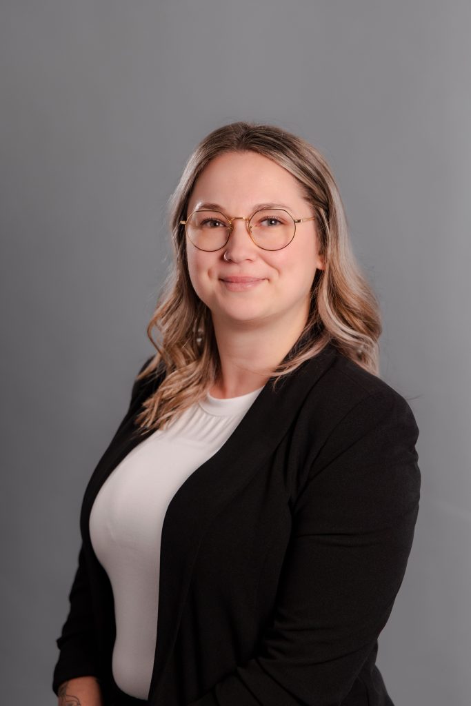 Marylin Fournier-Ricard, Customer Service Agent
